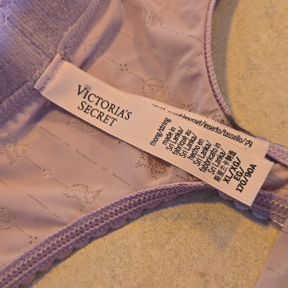 Victoria's Secret Pink and Gray/Green Thongs Set Of 2 - Picture 4 of 8